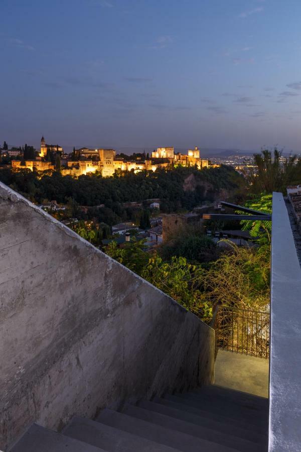 グラナダ Luxury Cave 100M Super Terraza Vistas Alhambra Wifiヴィラ エクステリア 写真